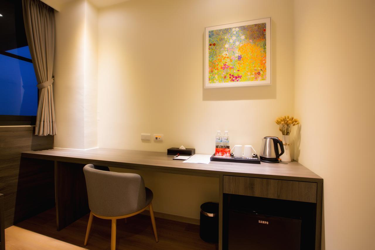 FangLiao Hotel Bagian luar foto